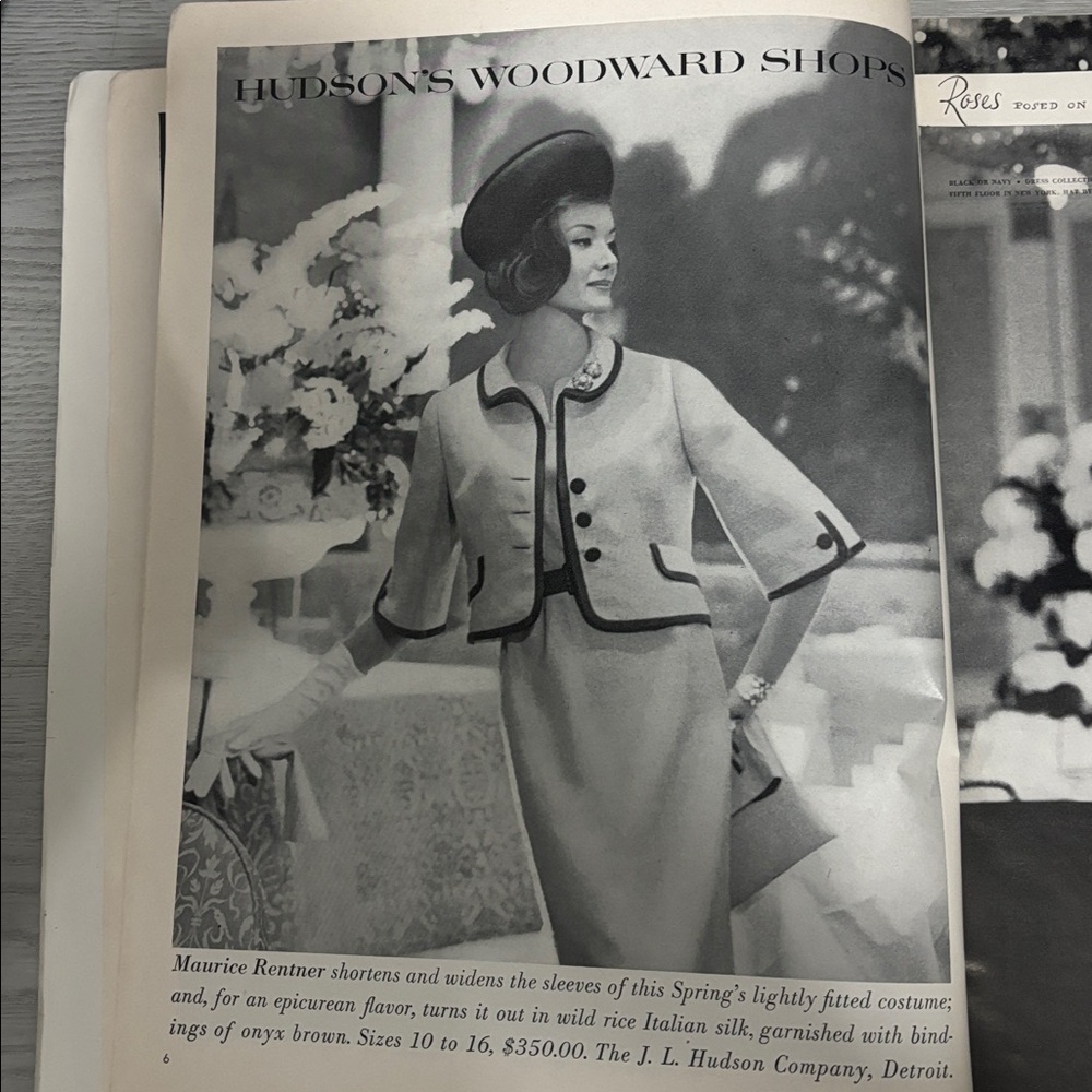 1960 Vogue Magazine with Floral Headpiece Cover 1960 - Picture 3 of 7